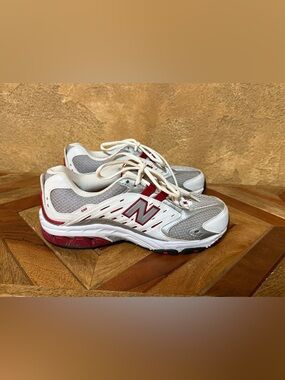 New Balance Unisex White, Gray & Red 550 Wx550wr
